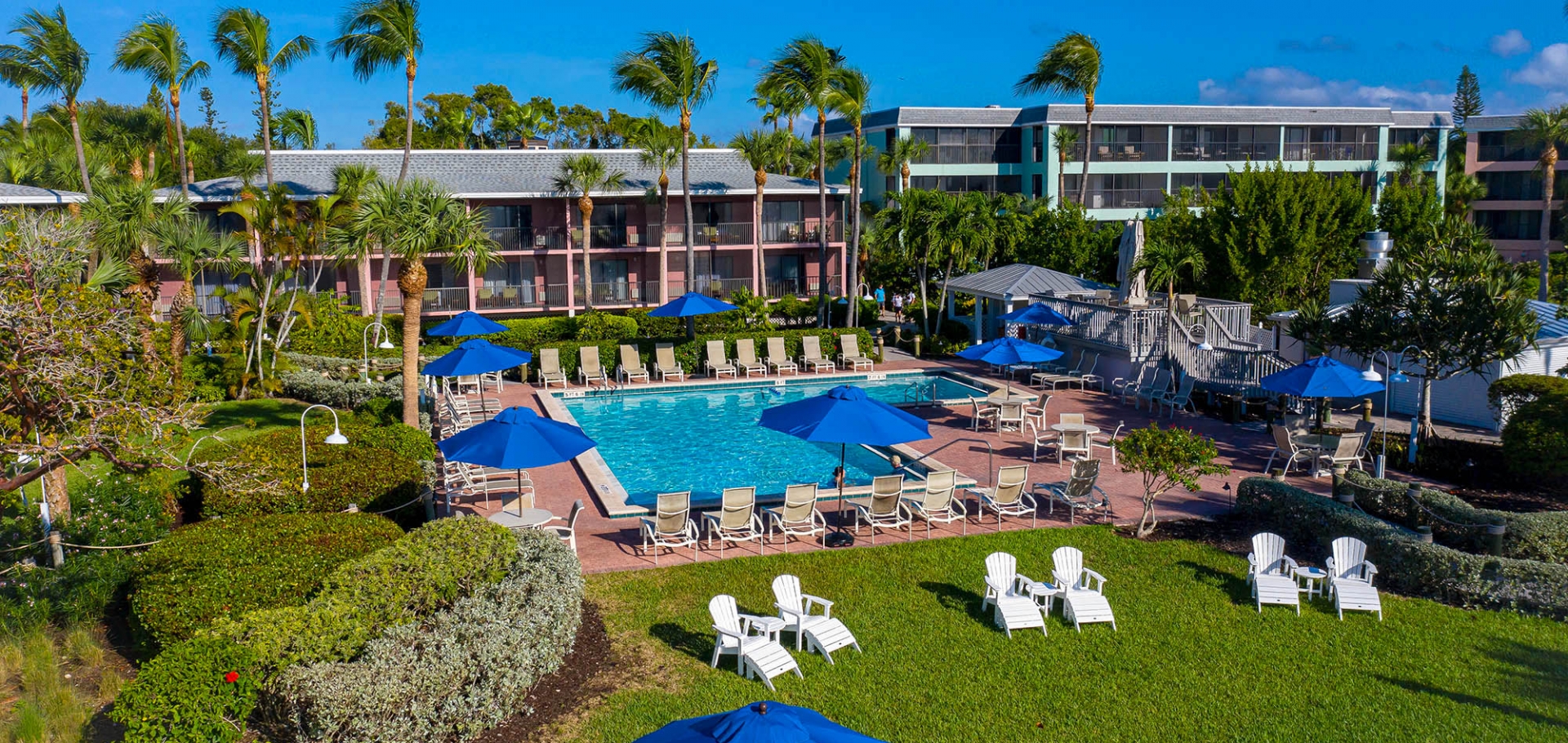 Pool view of the top rated Sanibel Island Hotel