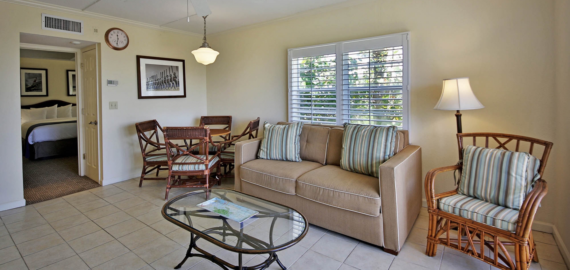 Seaside Inn living room