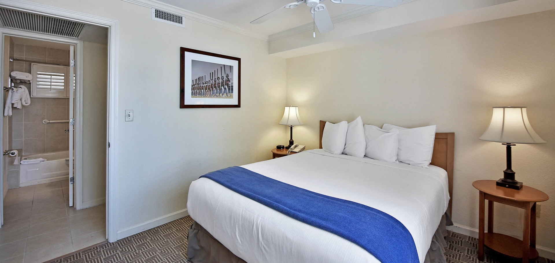 Seaside Inn bedroom and bathroom view