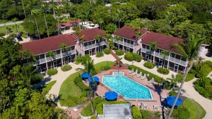 An Aerial view of the top rated Sanibel hotel, Song of the Sea